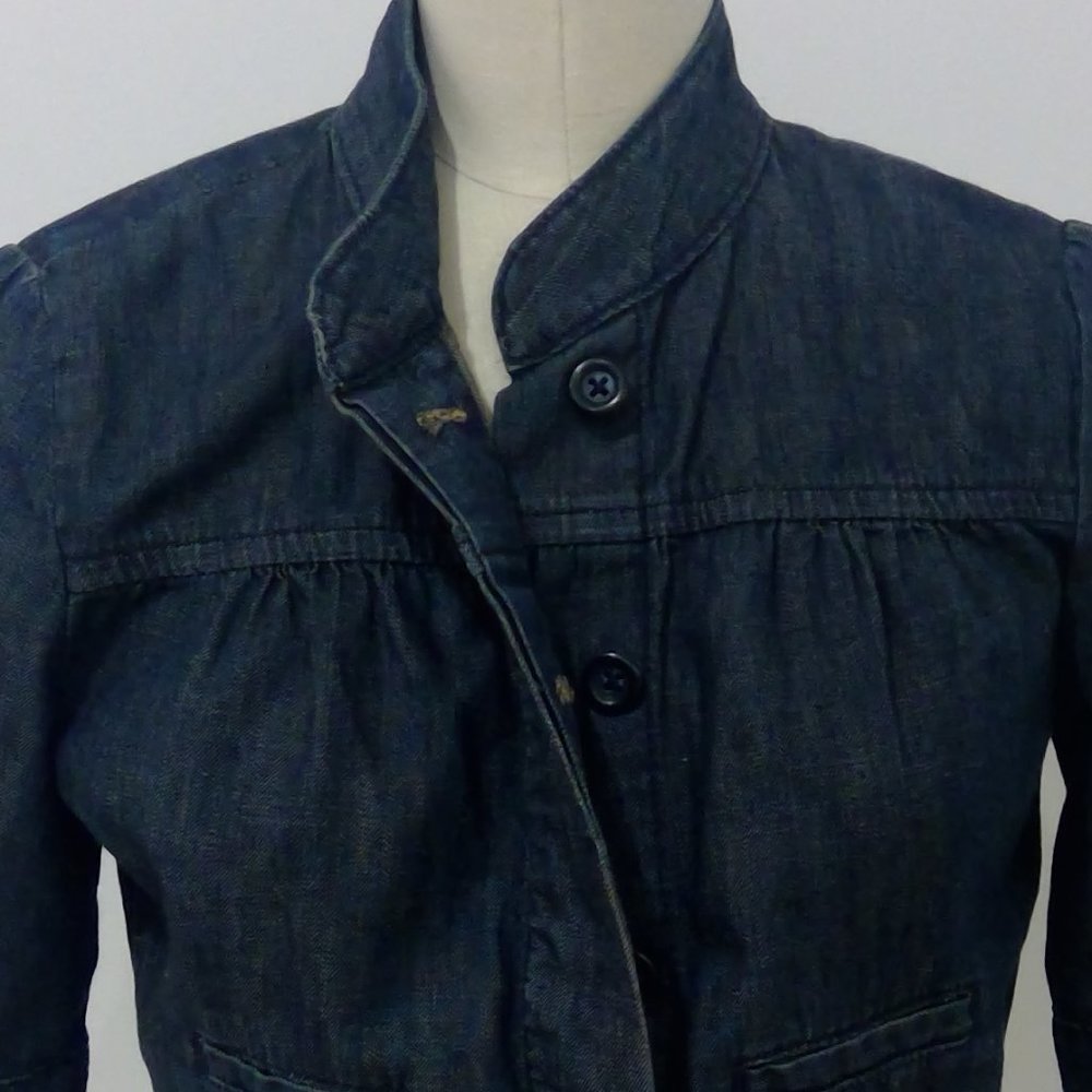 Cropped Gap Jean Jacket Size S Limited Edition